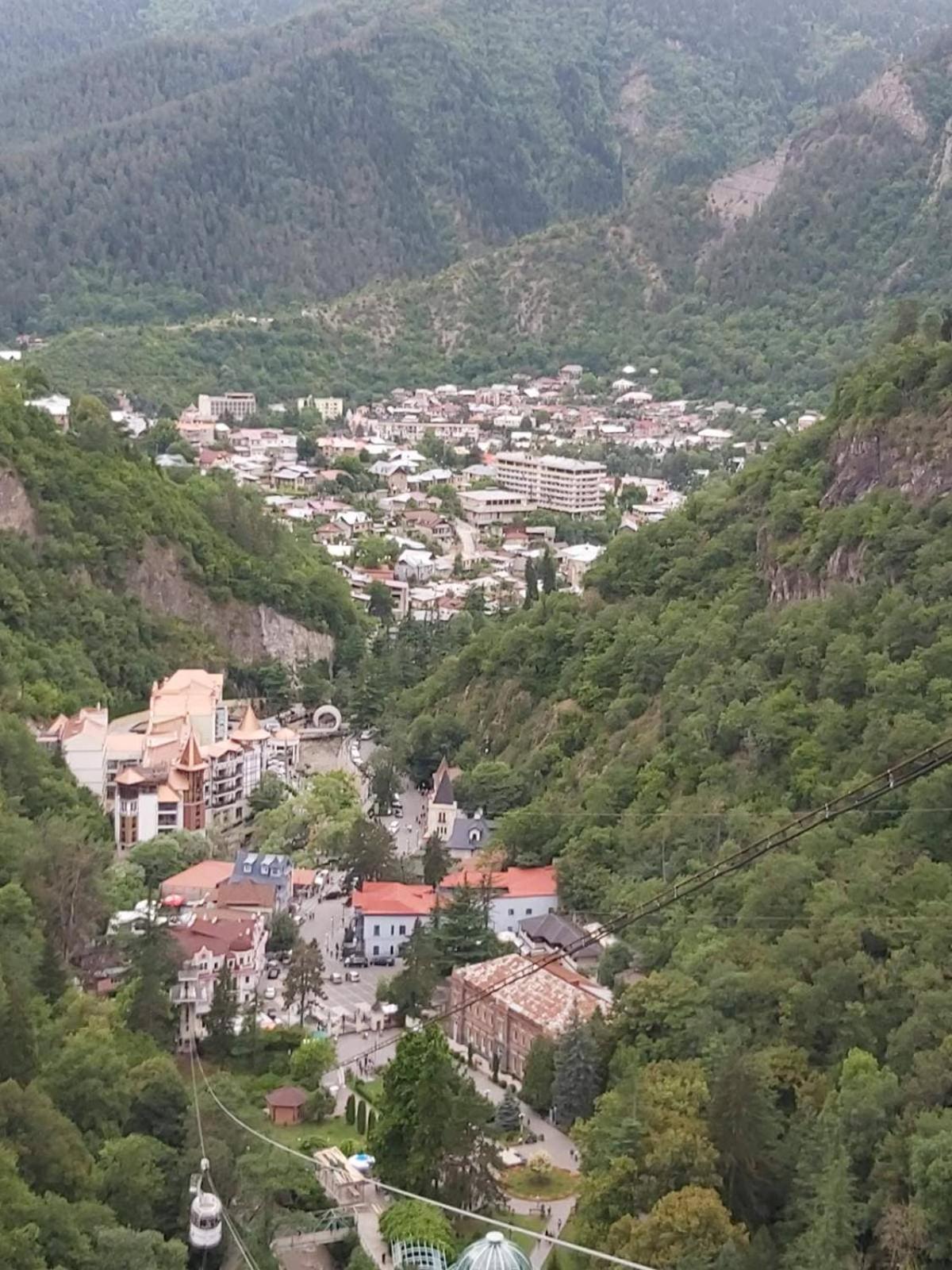 Paata'S Guesthouse Borjomi Luaran gambar